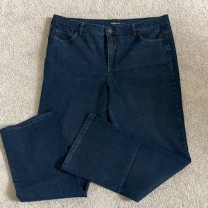 UEC Style&Co. Denim bootcut jeans, Tummy Control 18Short